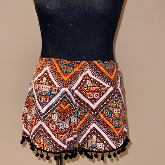 LA Hearts Pacsun Patterned-Pom Shorts Size Small - Picture 6 of 8